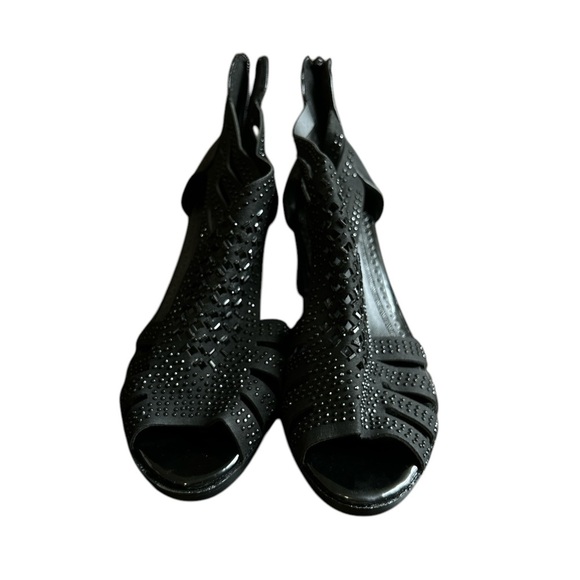 Brand new Black Rhinestone Embellished Sandals Size 8 - Picture 3 of 6